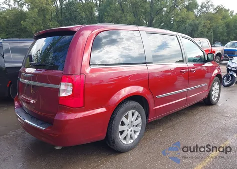 2016 Chrysler Town & Country Touring from USA, damaged, VIN 2C4RC1BG0GR174505